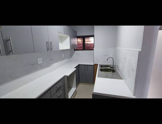 4 BEDROOM DUPLEX TO LET IN SYDENHAM